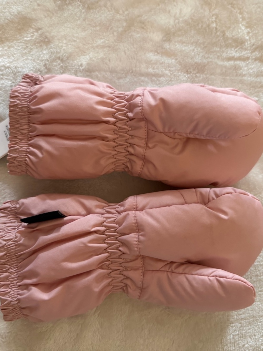Patagonia Kids Blush Pink Insulated Mittens - Picture 4 of 8